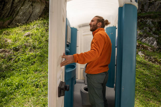 Portable Toilet Options We Offer in Riner, VA